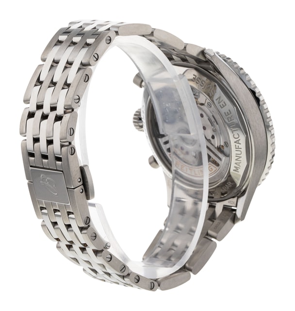 Breitling Navitimer B01 Chronograph 43 AB0138 Image 3